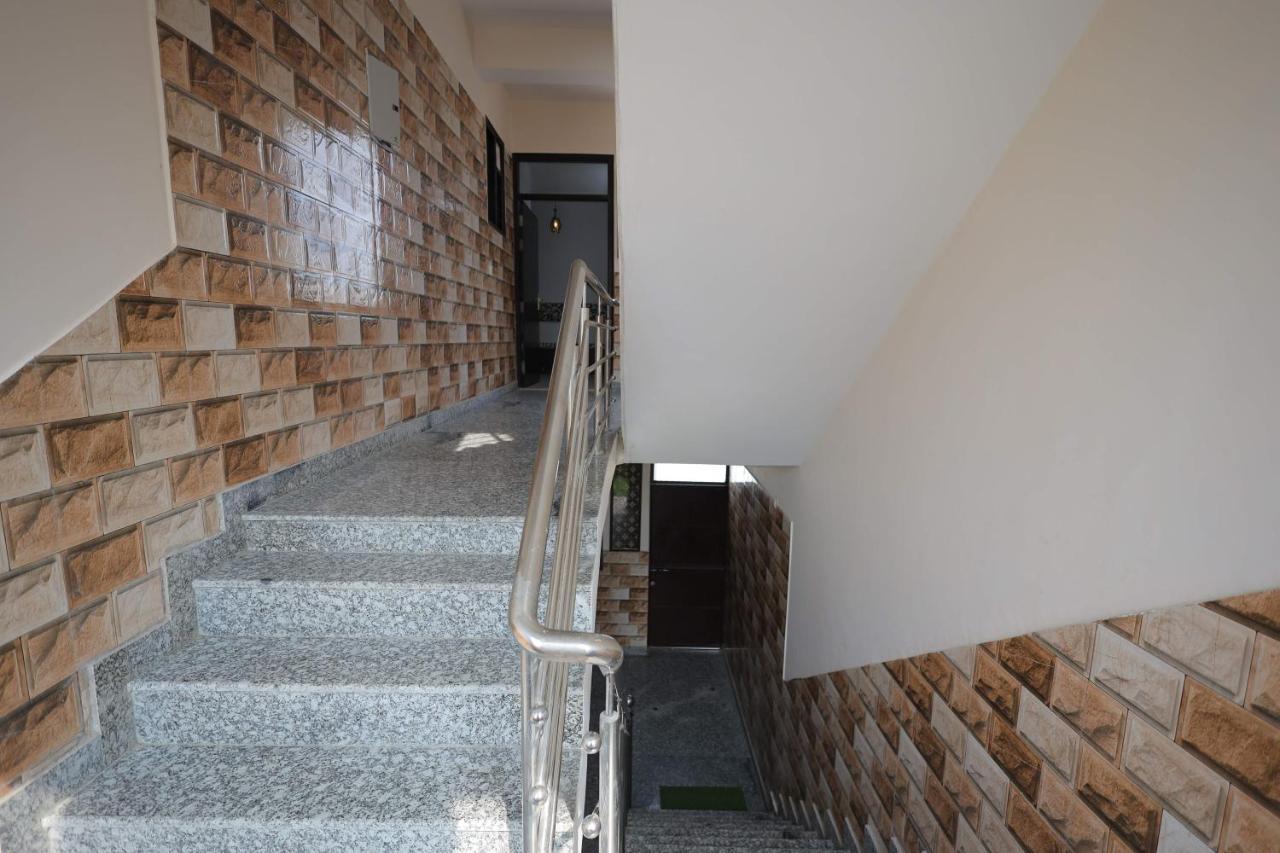 Shakti Villa Home Stay Agra  Εξωτερικό φωτογραφία