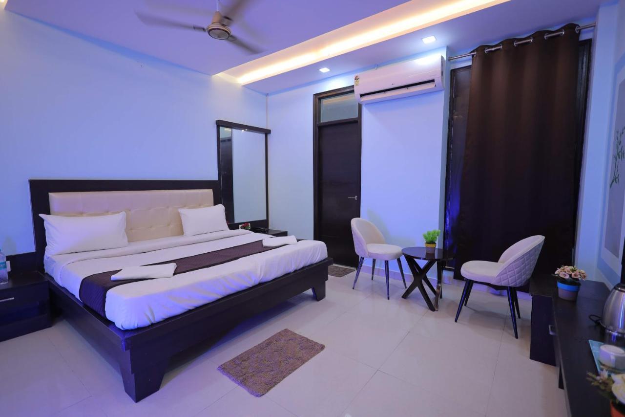 Shakti Villa Home Stay Agra  Εξωτερικό φωτογραφία