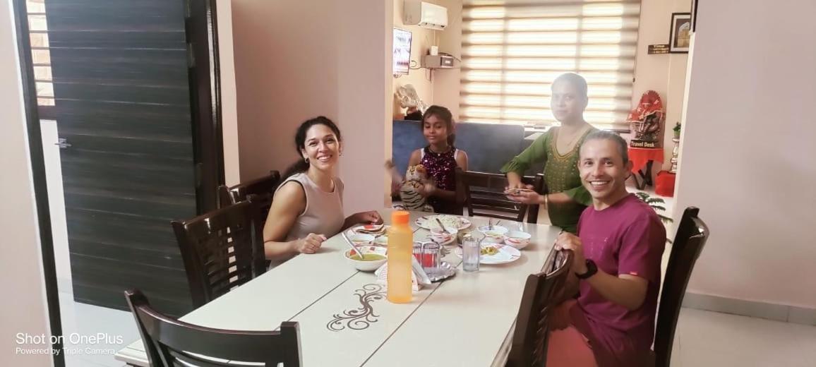 Shakti Villa Home Stay Agra  Εξωτερικό φωτογραφία